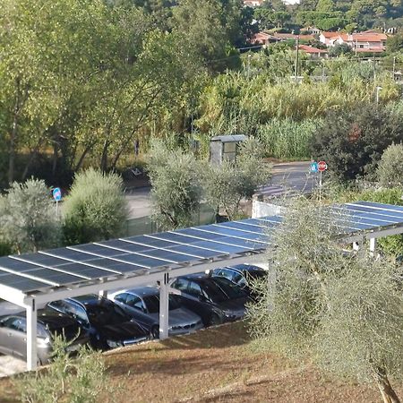 Villa Le Api Marina di Campo Exteriör bild