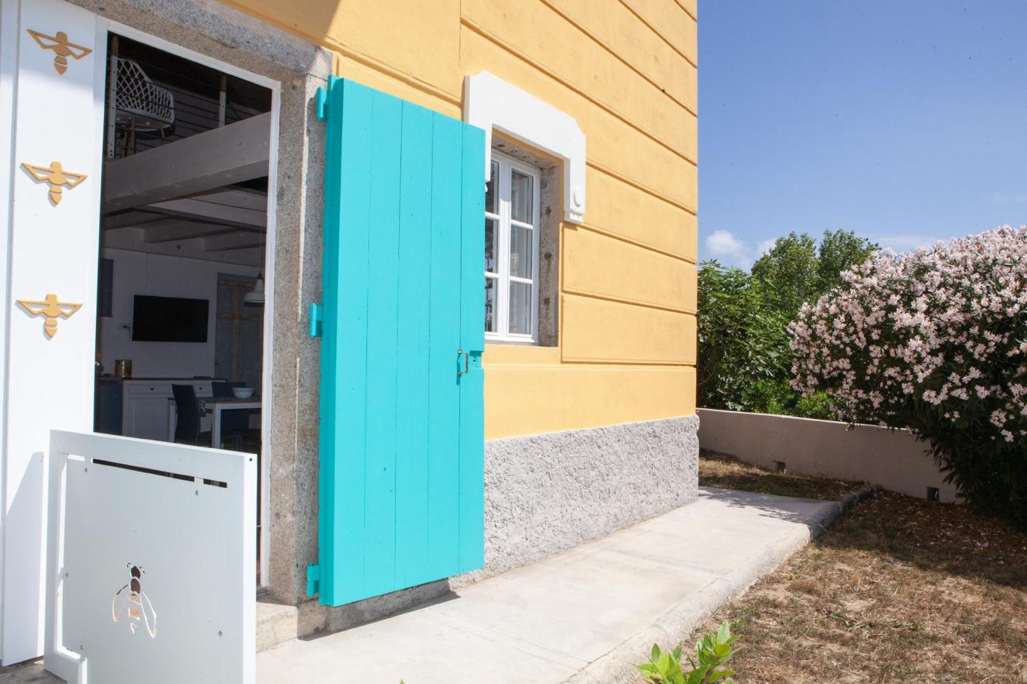 Villa Le Api Marina di Campo Exteriör bild